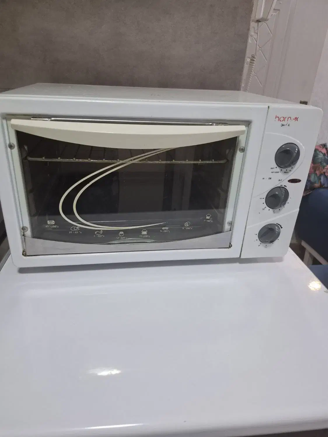 توستر سالم|سایر لوازم برقی|رشت, جانبازان|دیوار