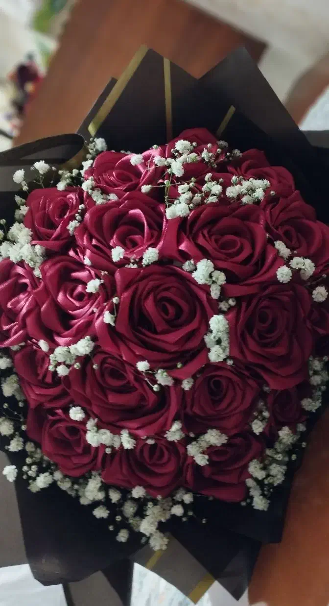 گل رز روبانی|گل مصنوعی|گلبهار, شهر جدید گلبهار|دیوار