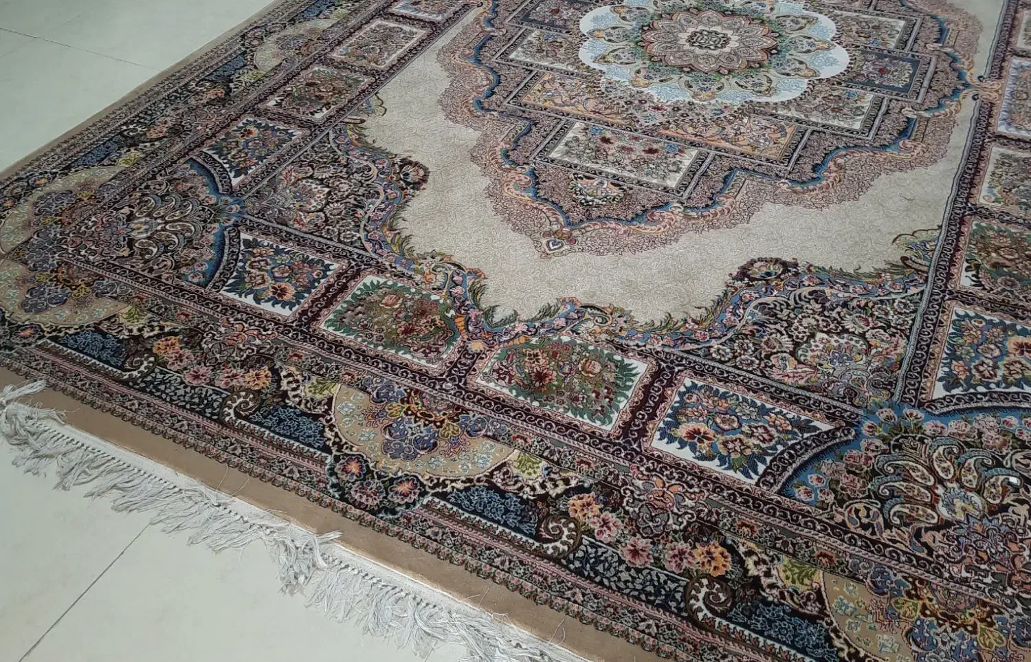 دوعددفرش۹متری هفتصدشانه درحدنو|فرش|کهریزک, |دیوار