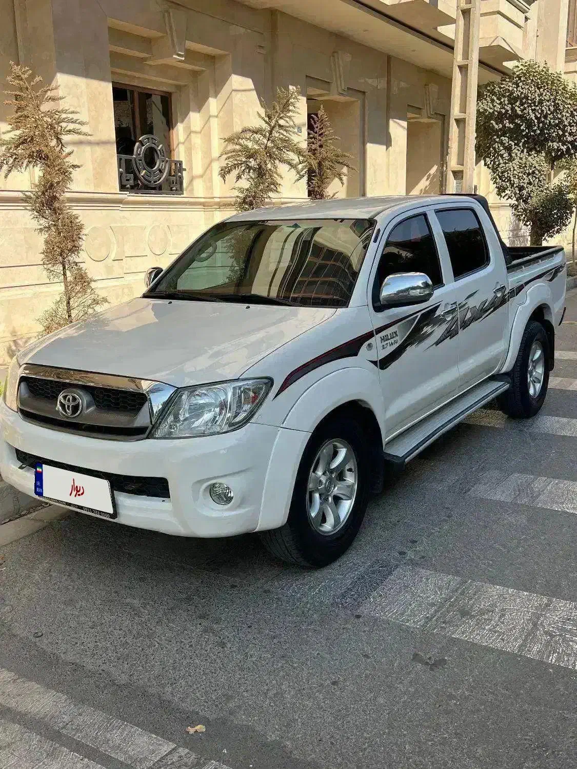 خودرو هایلوکس پا بلند دنده ای سند شخصی|خودرو سواری و وانت|تهران, نمایشگاه بین المللی|دیوار