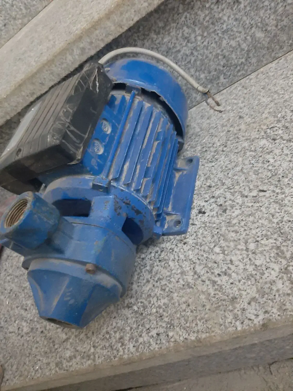 پمپ آب یک اسب|مصالح و تجهیزات ساختمان|مشهد, شهید قربانی|دیوار