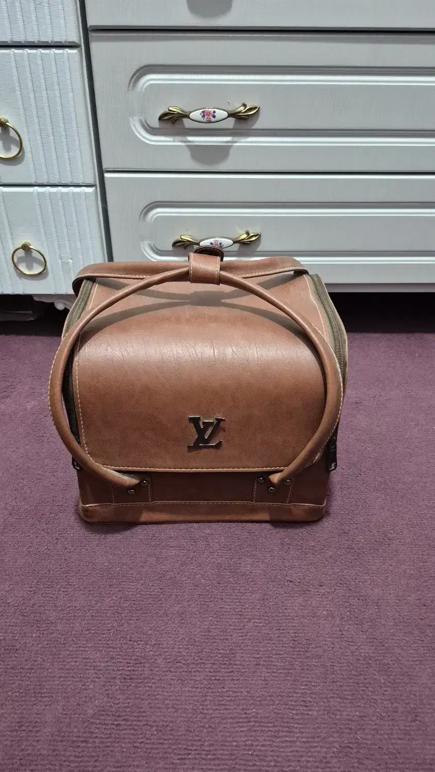 کیف مژه ناخن کاملا سالم و نومیباشد|کیف، کفش، کمربند|ورامین, ورامین|دیوار