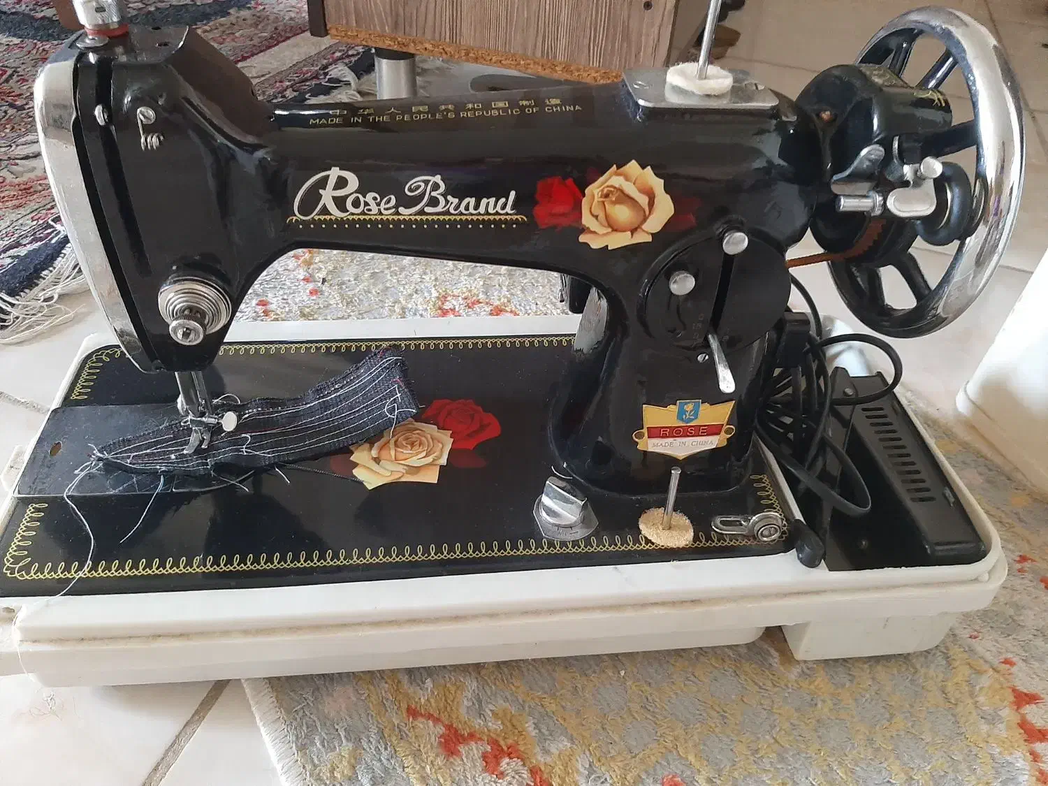 چرخ خیاطی|چرخ خیاطی و ریسندگی|رشت, پیرکلاچای|دیوار