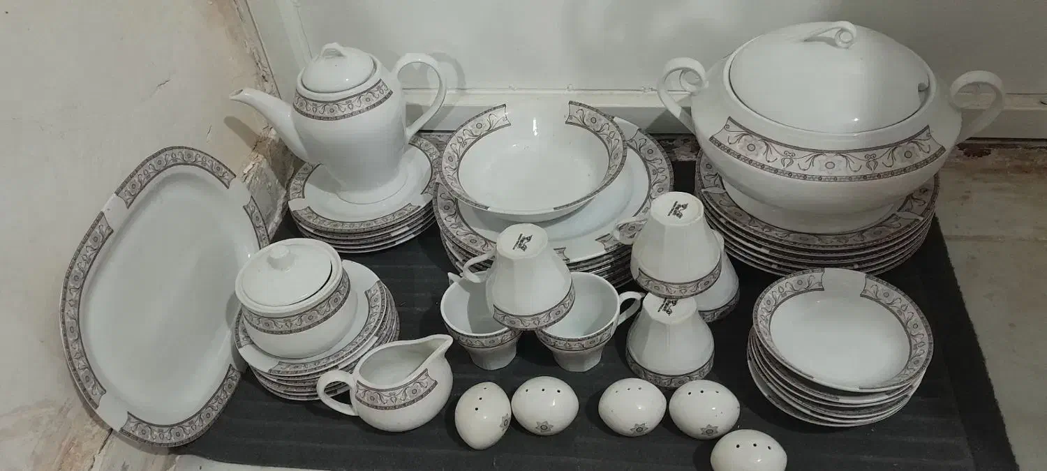 سرویس چینی|ظروف سرو و پذیرایی|مشهد, طبرسی شمالی|دیوار