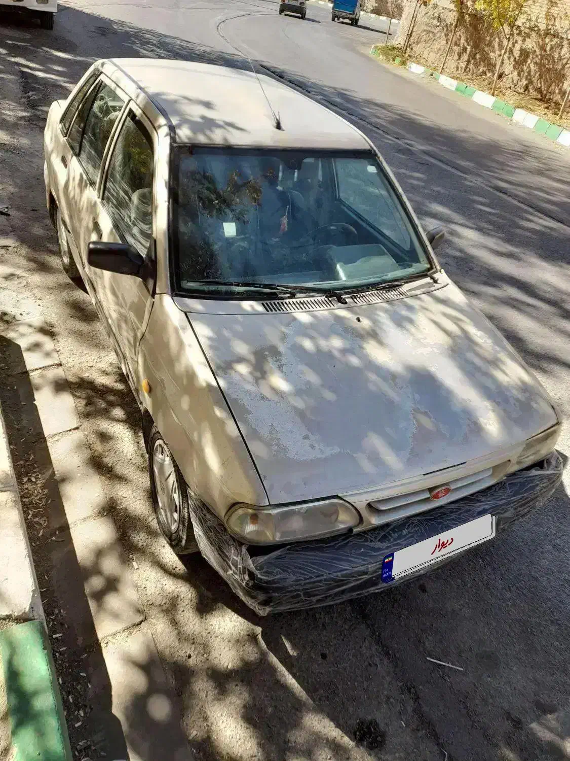 ماشین یکم آفتاب سوختگی داره یک سال بیمه داره|خودرو سواری و وانت|بومهن, |دیوار