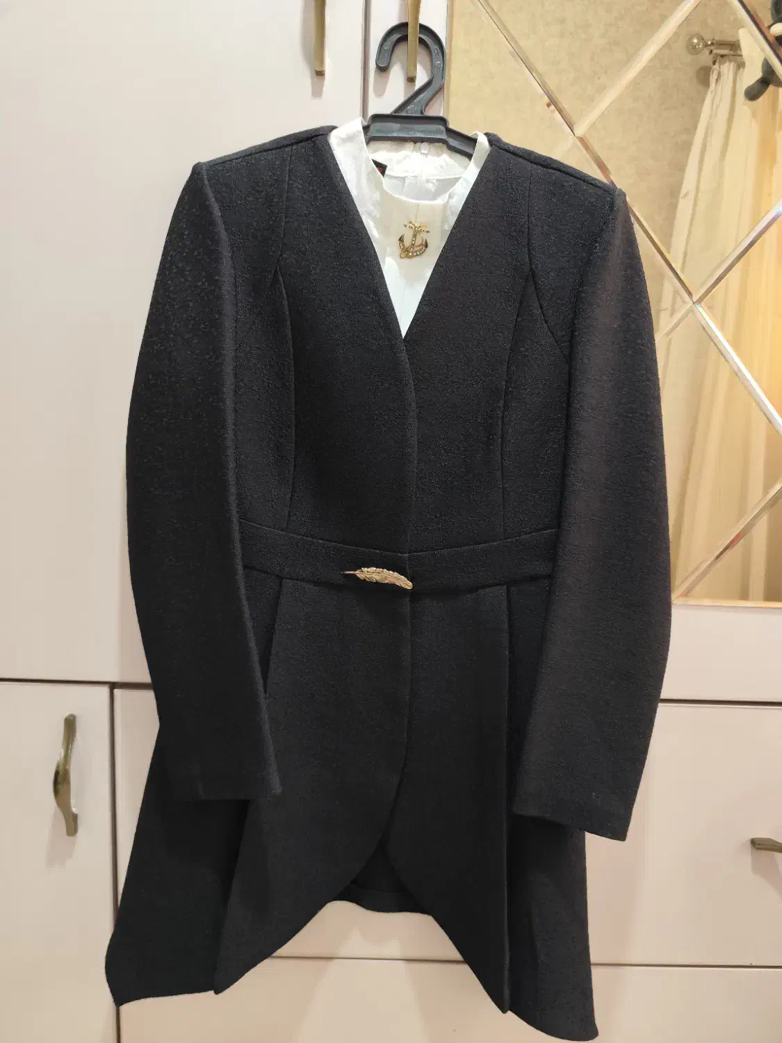 کت مجلسی و تاپ زیر کار ترک هست|لباس|پیشوا, |دیوار