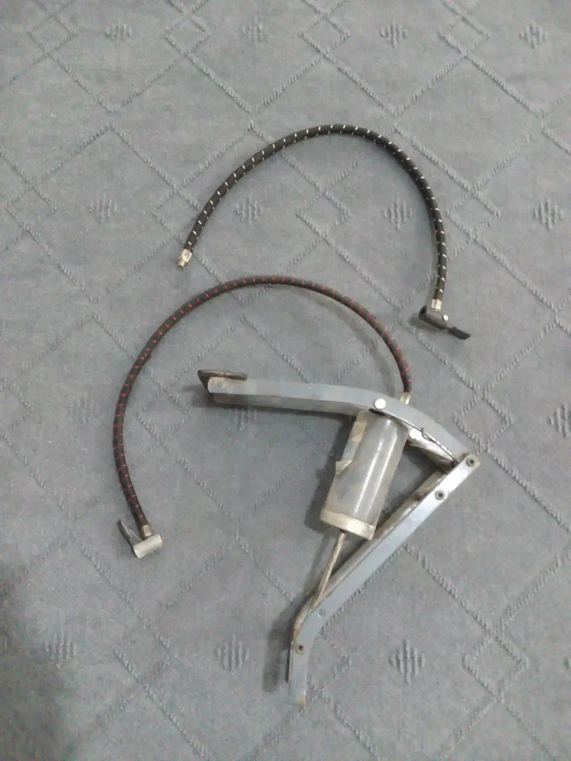 تلمبه باد و مثلث خطر|دوچرخه، اسکیت، اسکوتر|کرمانشاه, |دیوار