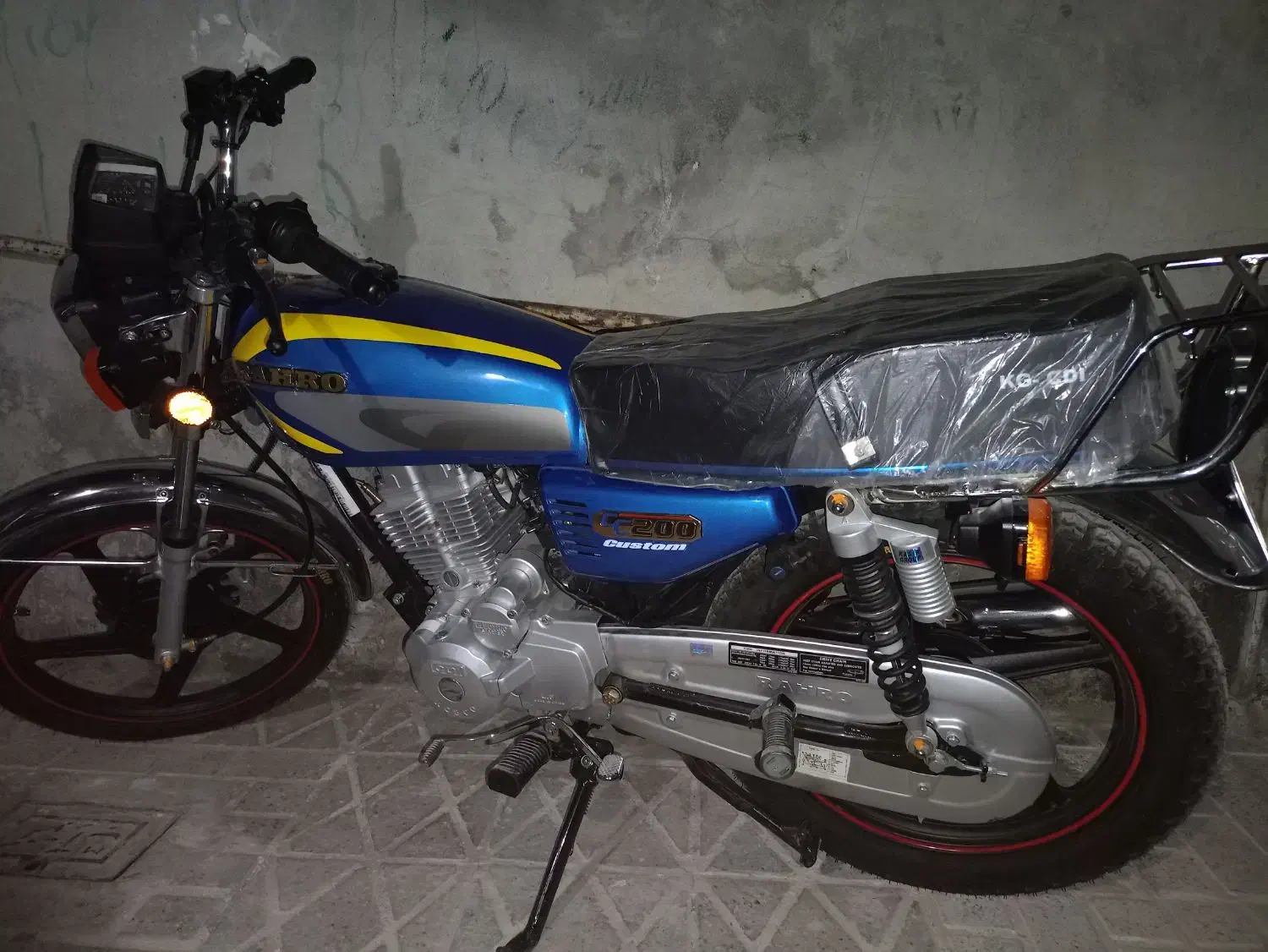 رهرو 200|موتورسیکلت|مشهد, رده|دیوار