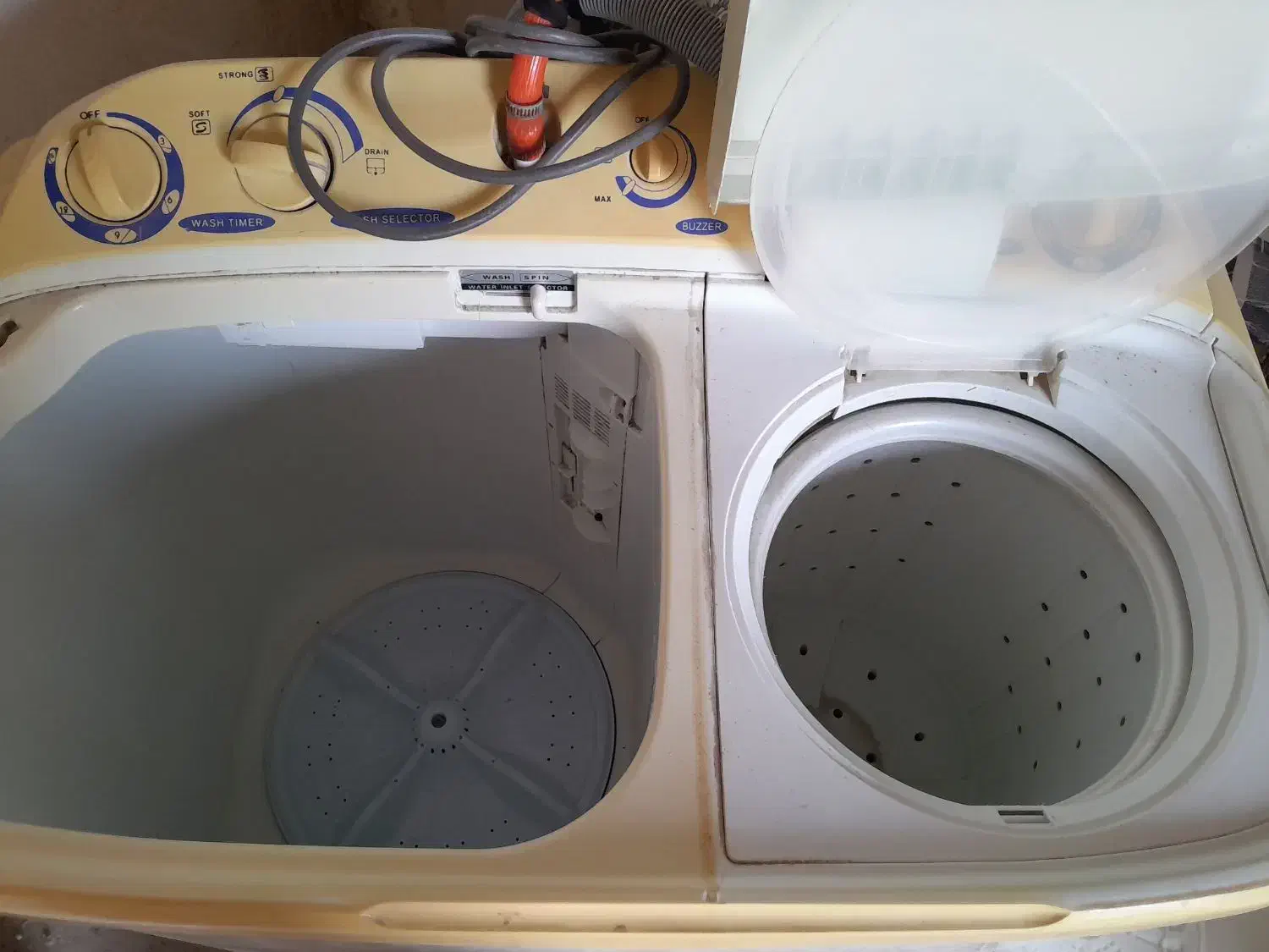 لباسشویی|ماشین لباسشویی و خشک‌کن لباس|گنبد کاووس, |دیوار