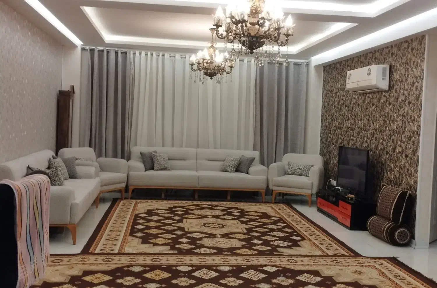 ۲تا گلیم فرش ۱۲ متری|فرش|یاسوج, |دیوار