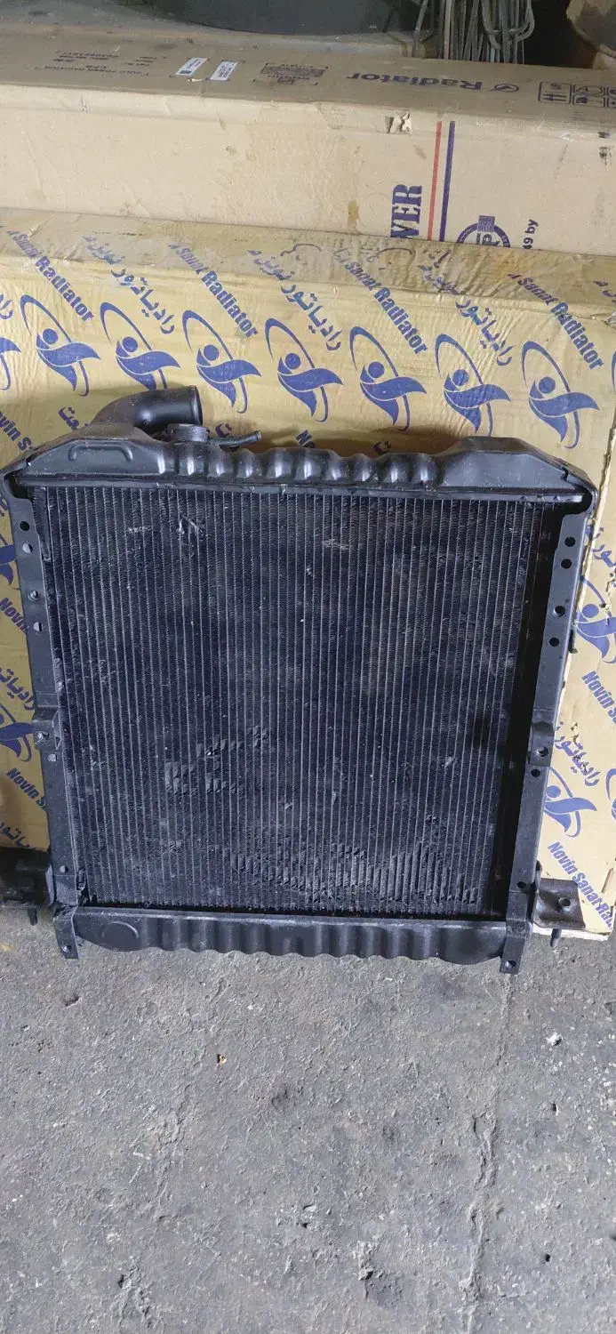 فروش رادیاتور ایسوزو 5 تن استوک با ضمانت|قطعات یدکی و لوازم جانبی|اسلامشهر, شاطره|دیوار