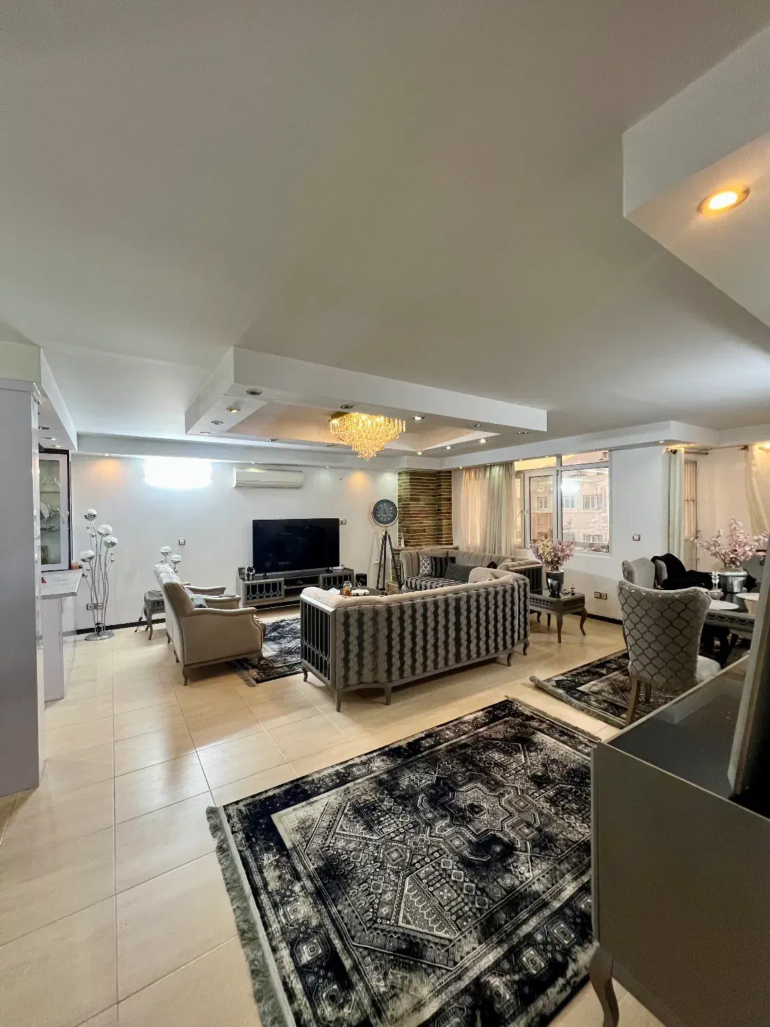 ۲خواب ۱۳۶متر مستردار بازسازی شده شیک در شیمی گیاه|اجارهٔ آپارتمان|شیراز, شیمی گیاه|دیوار