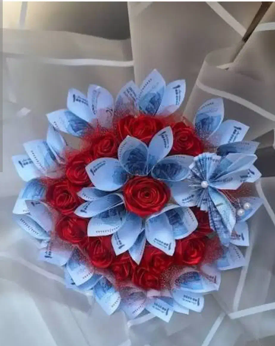 انواع دسته گل و پول روز مادر و زن|گل و گیاه طبیعی|رفسنجان, |دیوار