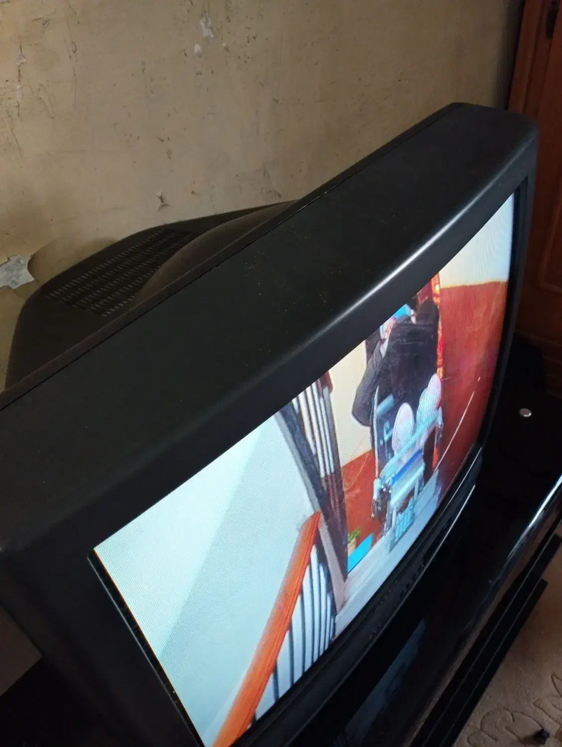 تلویزیون و میز|تلویزیون و پروژکتور|بوشهر, |دیوار