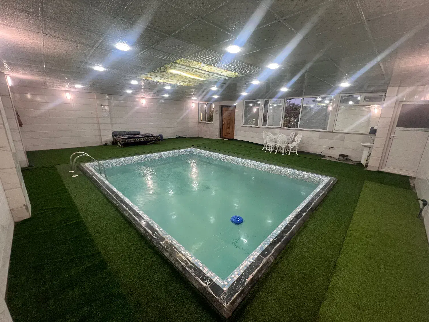 اجاره باغ ویلا استخر دار روزانه /هفتگی/ماهانه|اجارهٔ کوتاه‌مدت ویلا و باغ|گلستان (تهران), |دیوار