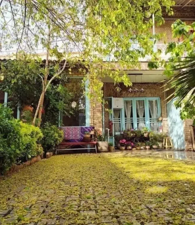 حاشیه اصلی/هنرستان تابان،۱۰۰متردوبلکس/شاهکارسنددار|فروش آپارتمان|مشهد, هنرستان|دیوار