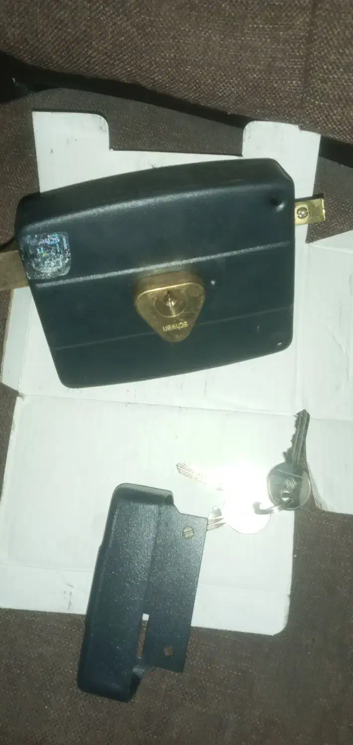 قفل در حیاط|ابزارآلات|چهارباغ, |دیوار