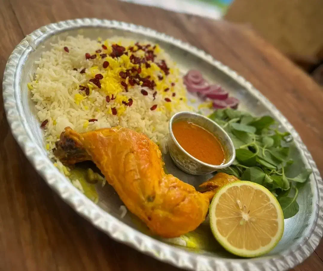 استخدام در باغ رستوران|استخدام خدمات فروشگاه و رستوران|فیروزآباد (فارس), |دیوار