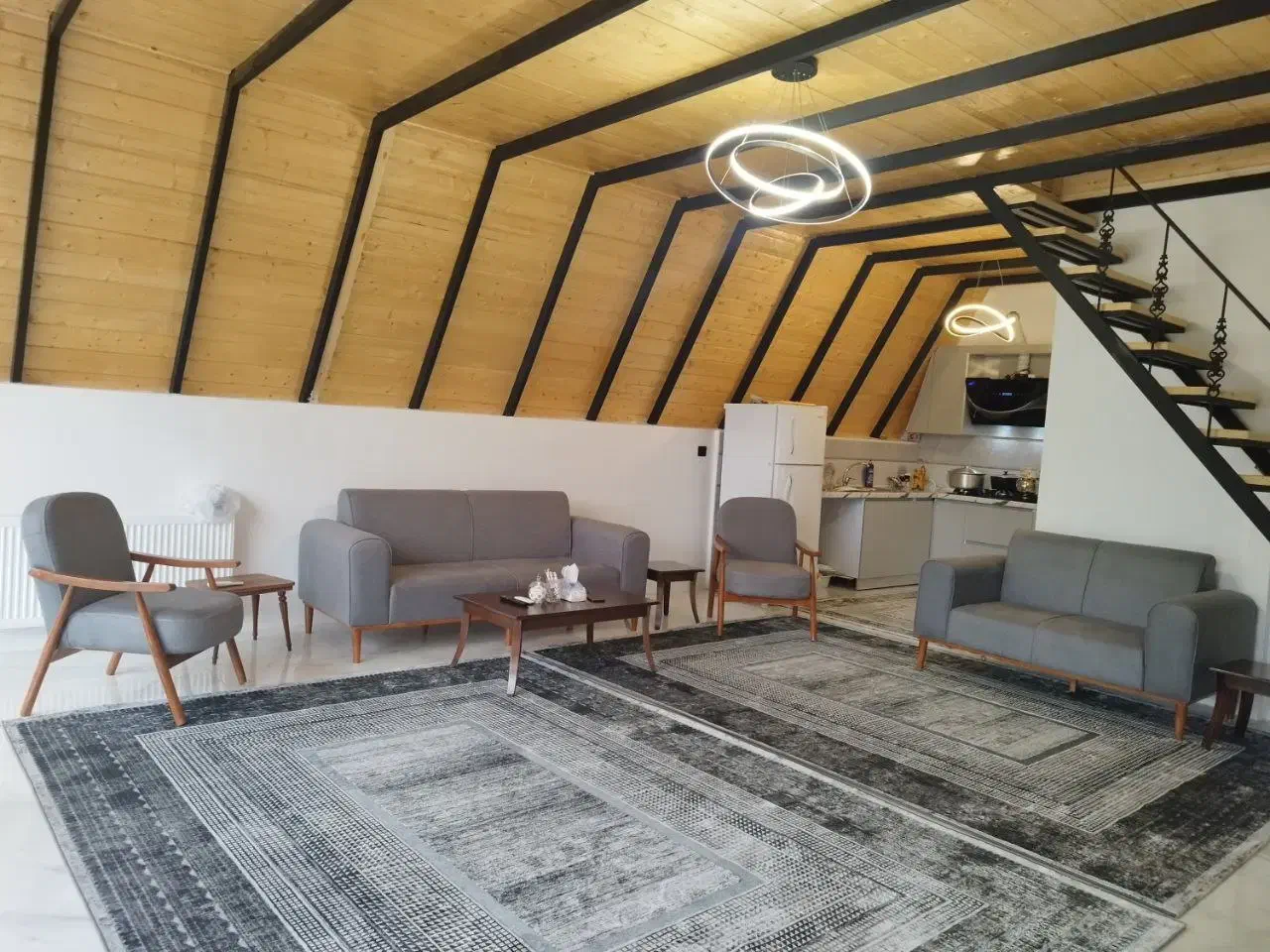 اجاره کلبه سوئیسی ۳ خواب|اجارهٔ کوتاهمدت ویلا و باغ|ماسال, |دیوار