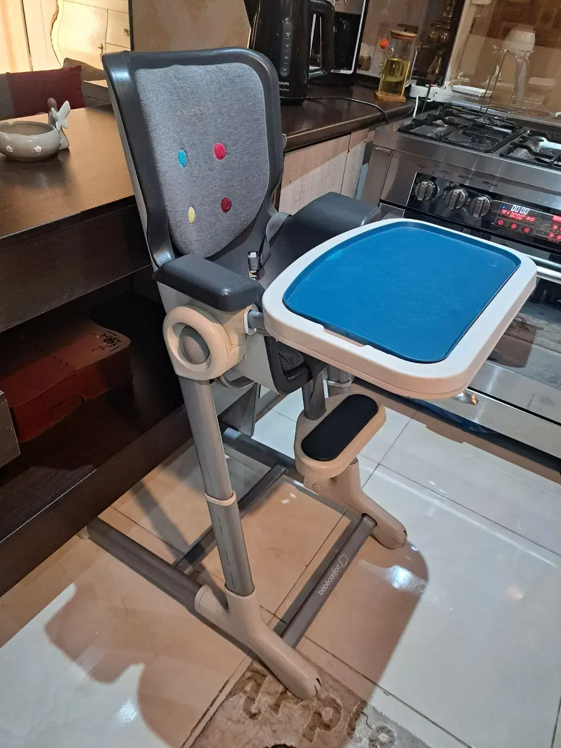 صندلی غذا کودک ببه کانفورت|تخت و صندلی بچه|اندیشه, اندیشه فاز ۴|دیوار