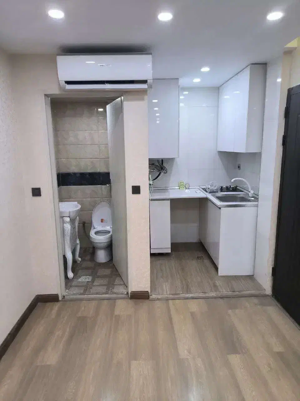 فردوس شمالی بحرخیابان 45متر1 نوساز اتاق اسانسوردار|اجارهٔ دفتر کار، اتاق اداری، مطب|قزوین, |دیوار