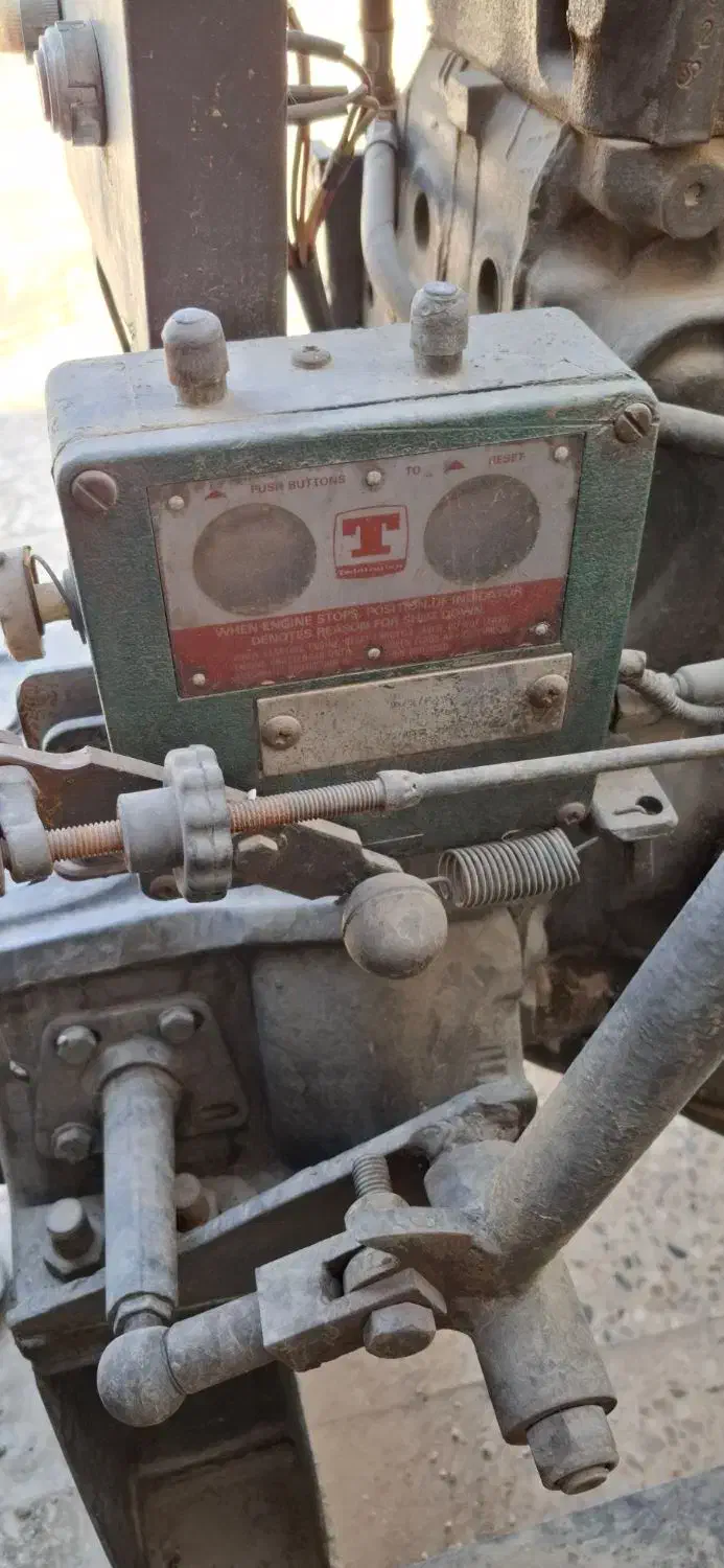 موتور آب بنز شش سیلندر بنز|ماشین‌آلات صنعتی|امیدیه, |دیوار