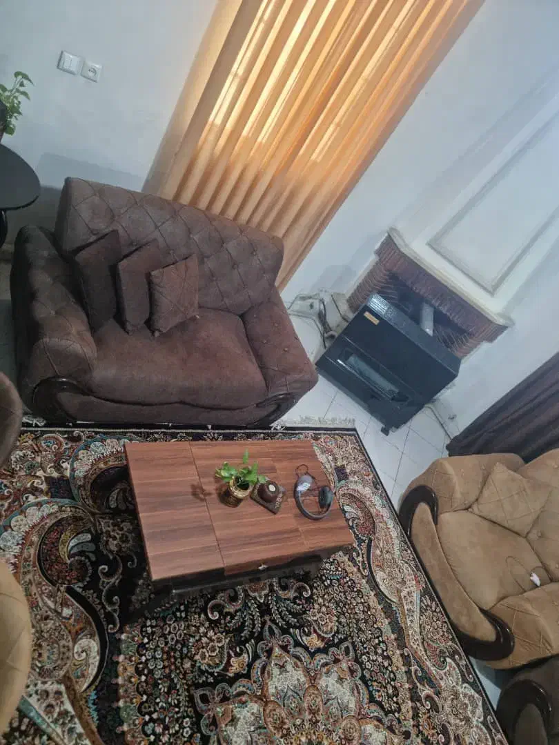 موبل چستر۷نفره +۲عددزید اوپنی ،میز نهار خوری چستر|میز و صندلی غذاخوری|کرج, باغستان|دیوار