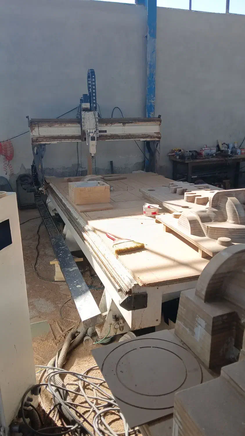 طراحی و ساخت دستگاه‌های CNC چوب|ماشین‌آلات صنعتی|زاویه, |دیوار