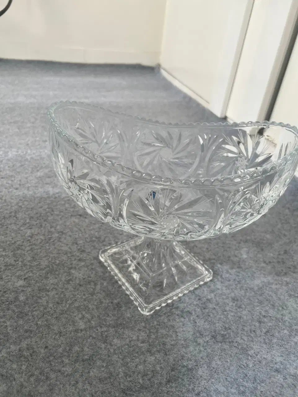 ظرف کریستال اجیل یا میوه خوری بسیار شیک|ظروف سرو و پذیرایی|همدان, |دیوار