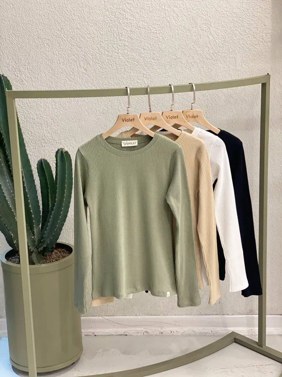 بلوز کبریتی|لباس|بیجار, |دیوار