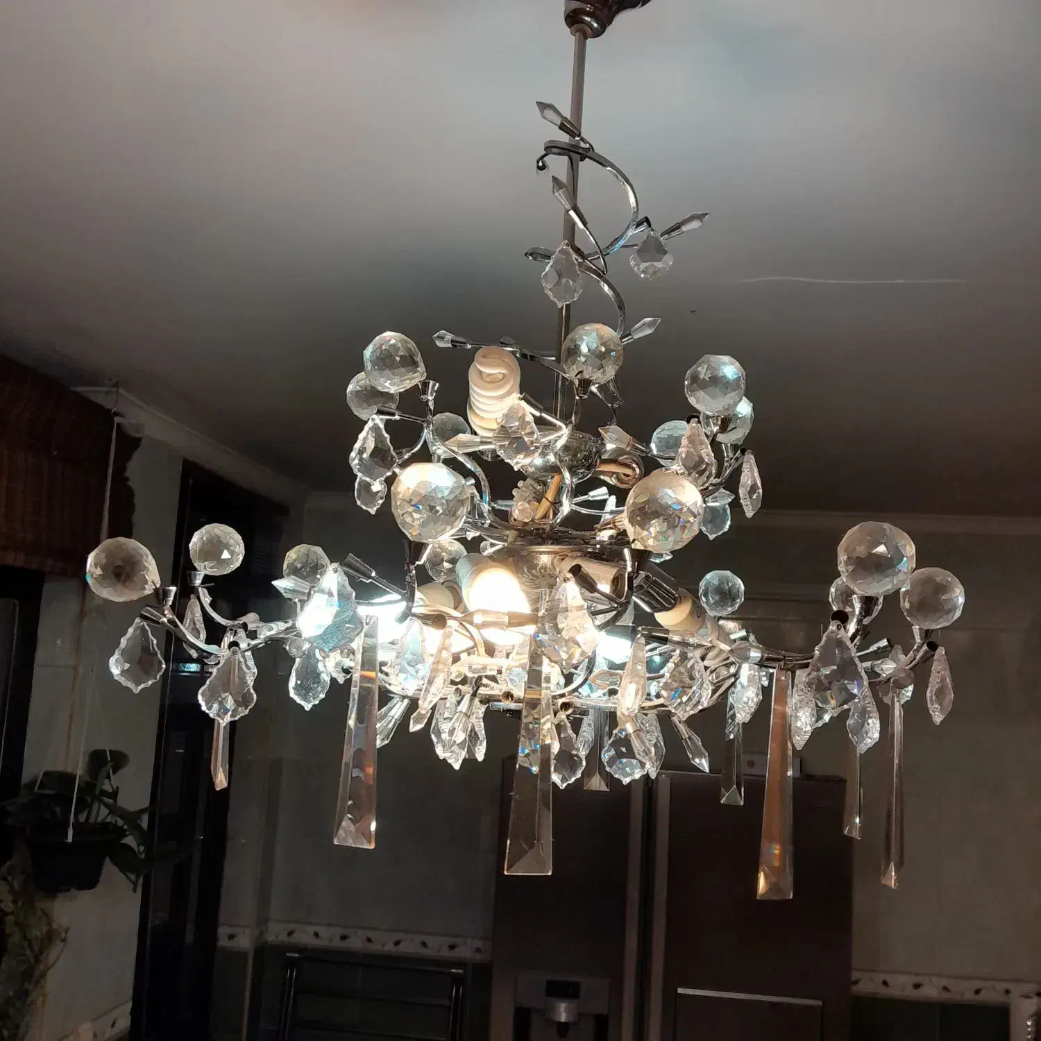 لوستر تمام کریستال خارجی|لوستر و چراغ آویز|سمنان, |دیوار