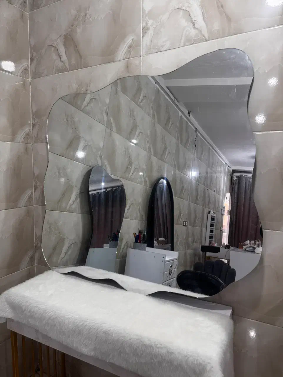 آینه|آینه|بوشهر, |دیوار