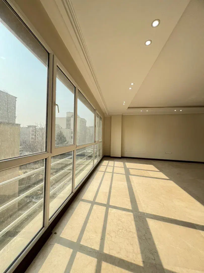 تجریش،۱۳۰ متر،۲ خواب،۲ پارکینگ، نوساز