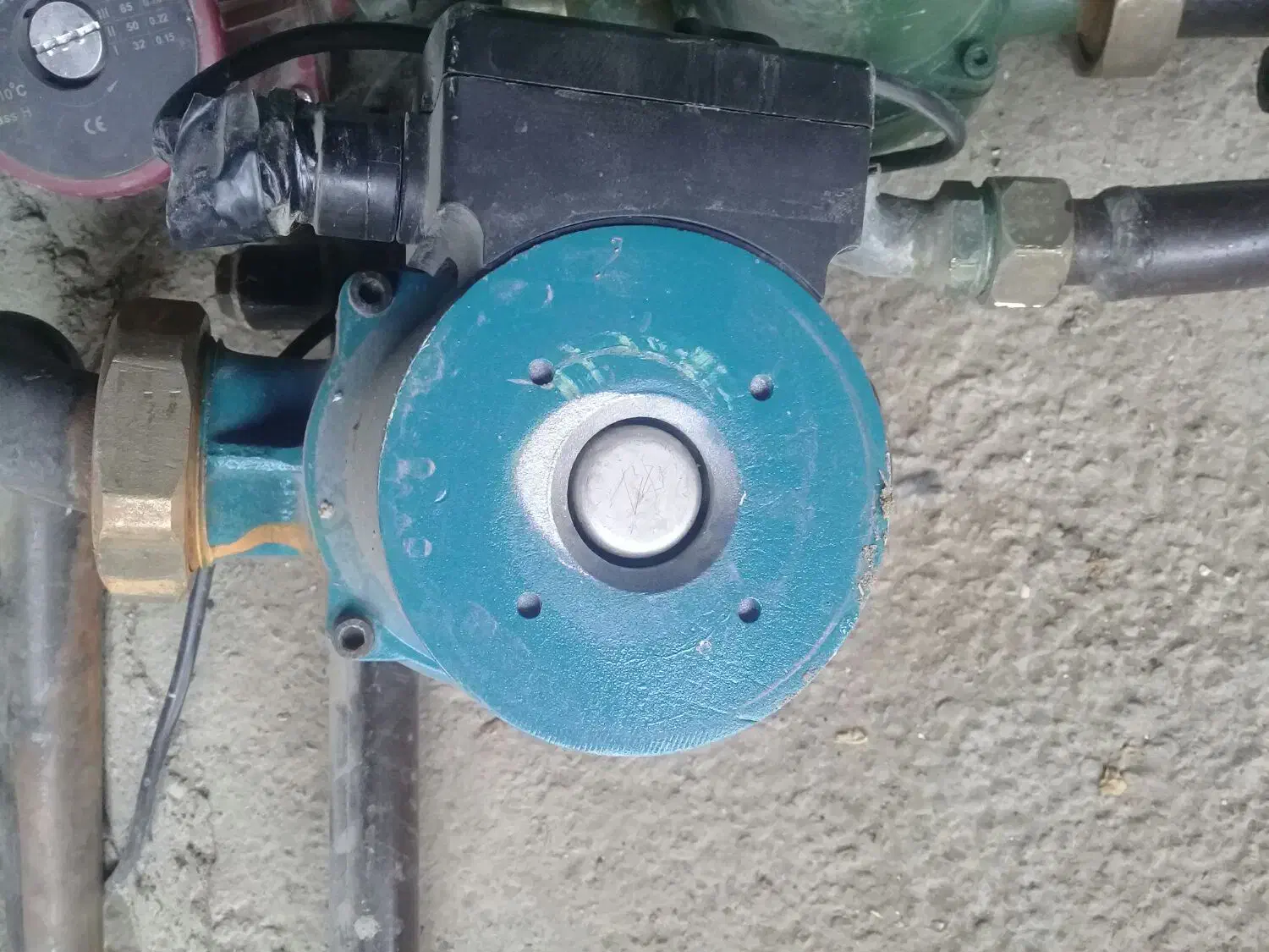 پمپ پکیج|آبگرمکن، پکیج، شوفاژ|اصفهان, ناصرخسرو|دیوار