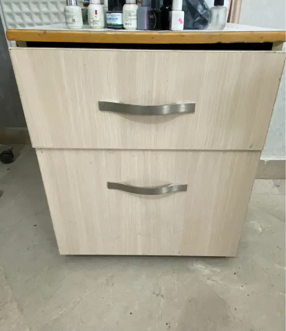 مبل کاناپه سه نفره|مبلمان خانگی و میز عسلی|تهران, صادقیه|دیوار