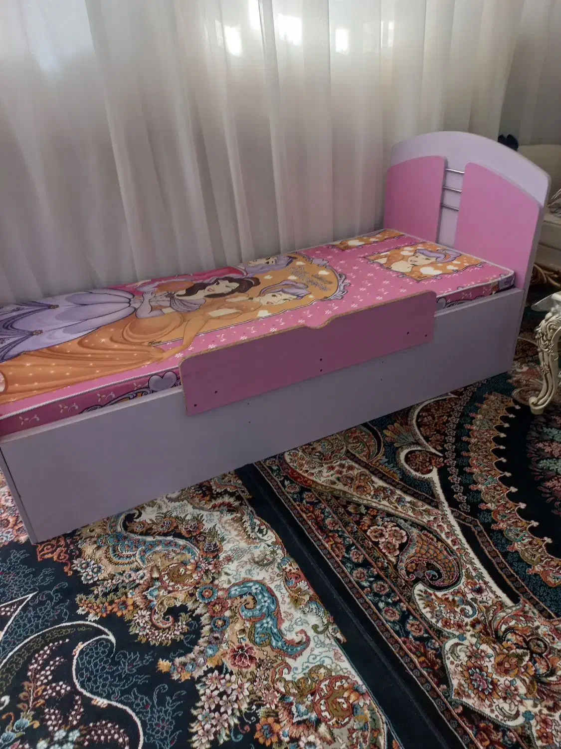 تخت یک نفره|تخت و سرویس خواب|تربتحیدریه, جانبازان|دیوار