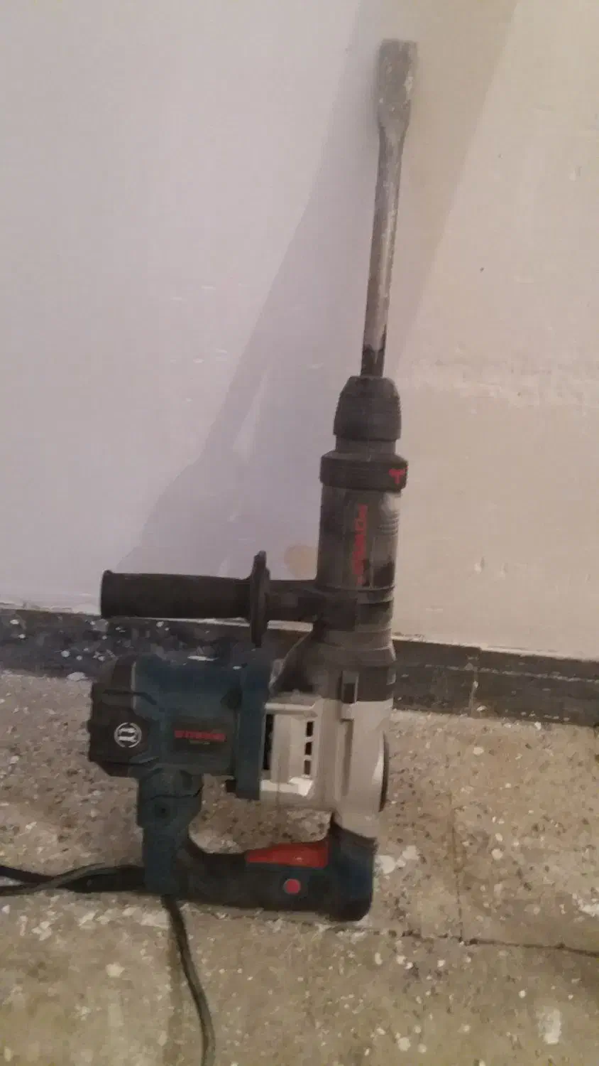 کار با دریل تخریب، یوسفی|خدمات پیشه و مهارت|دهدشت, |دیوار