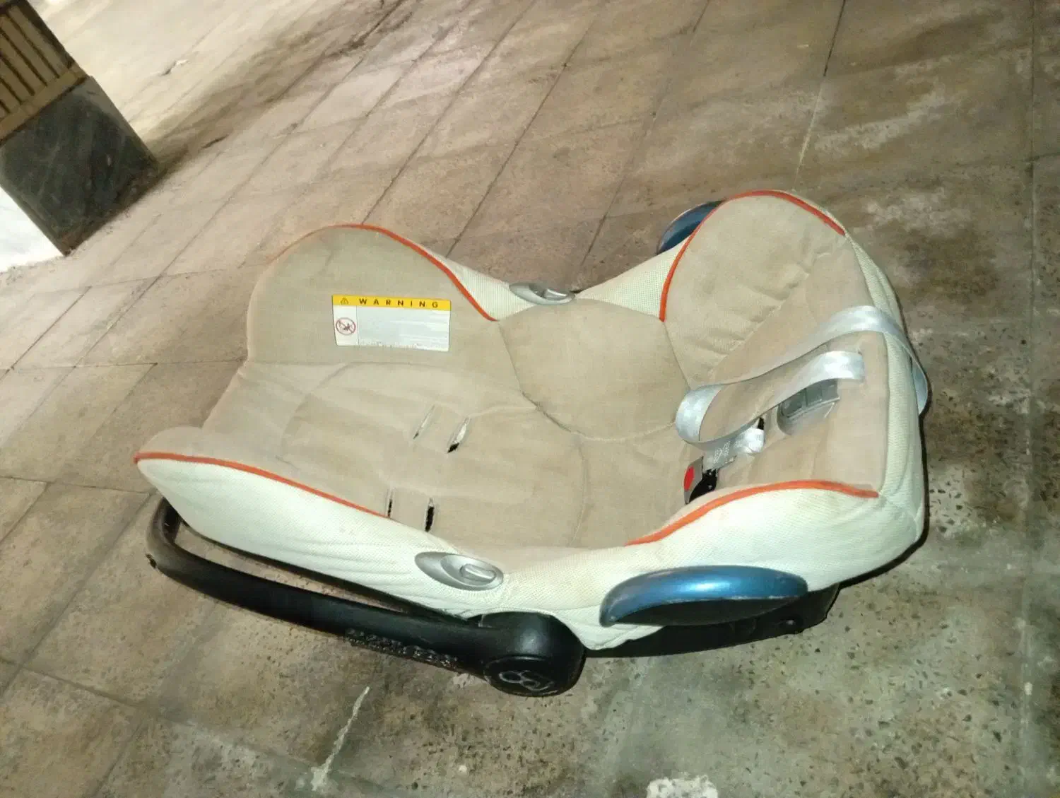 کریر نو وسالم|کالسکه و لوازم جانبی|فردیس, فردیس|دیوار