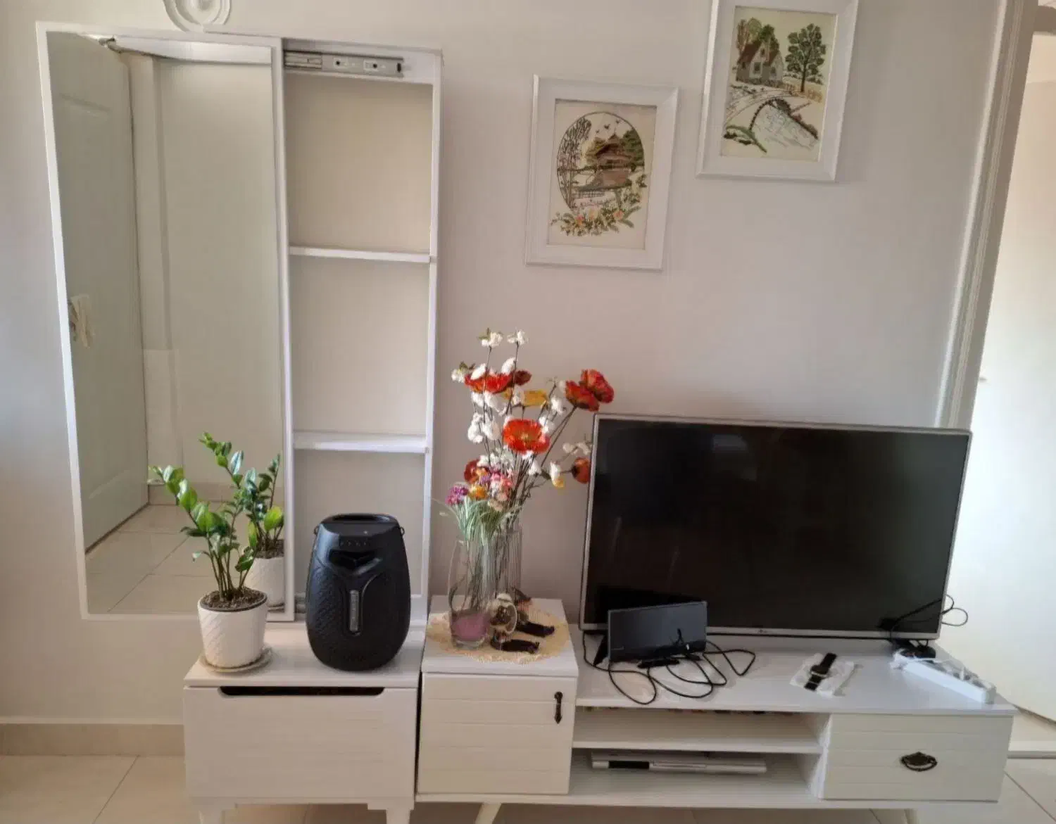 میز تی وی  میز ارایش|میز تلویزیون|گرگان, |دیوار