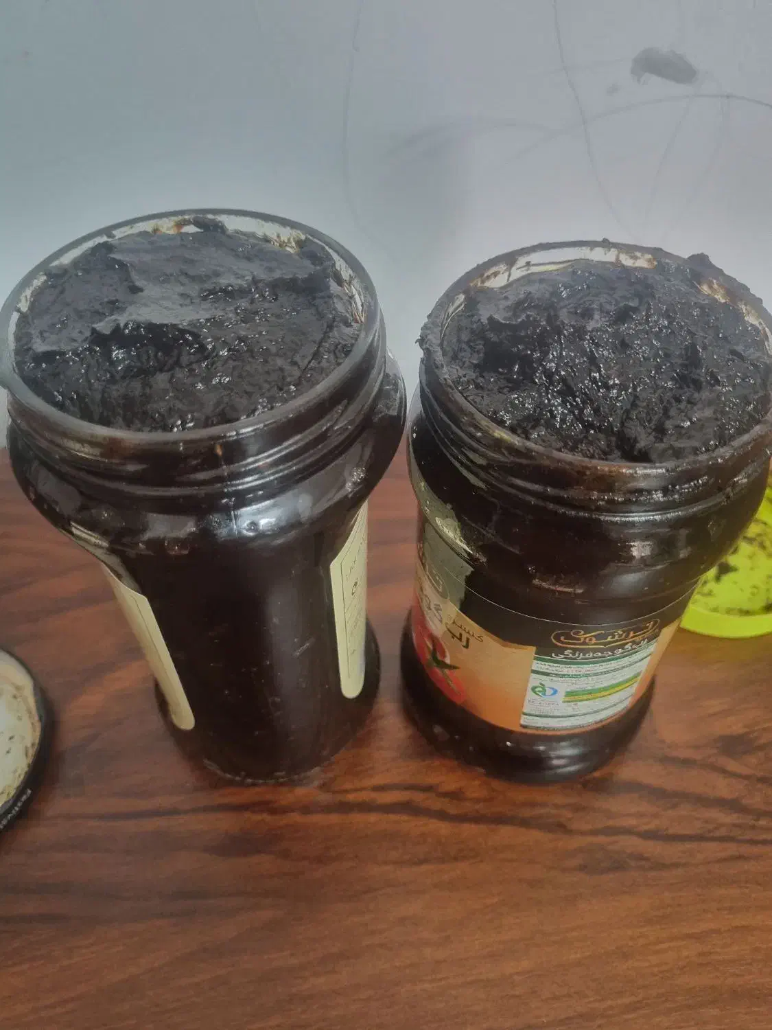 رب آلوچه|خوردنی و آشامیدنی|رشت, کوی مهر|دیوار