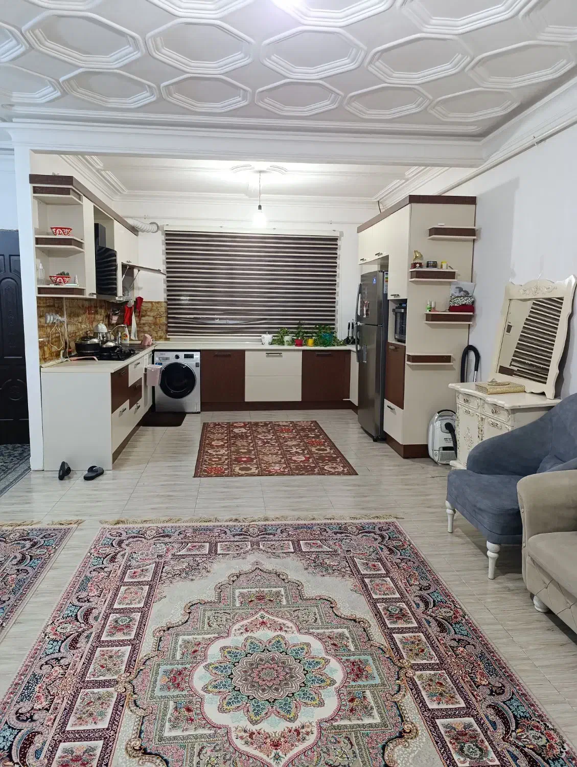 رفیق همیشگی(ویلایی فرزانه)|فروش خانه و ویلا|رشت, فرزانه|دیوار