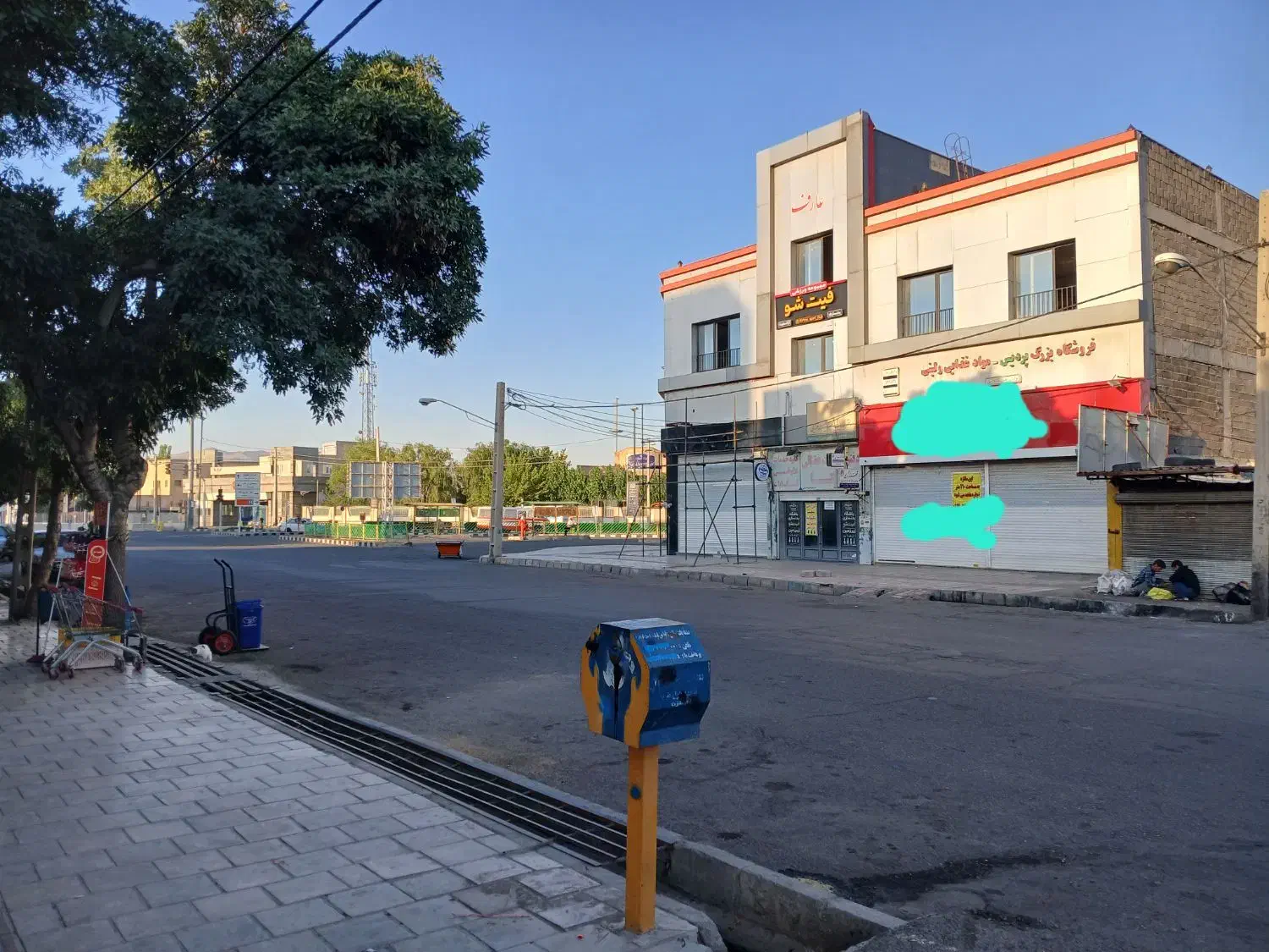 مغازه 210 متر|اجارهٔ مغازه و غرفه|سراجو, |دیوار