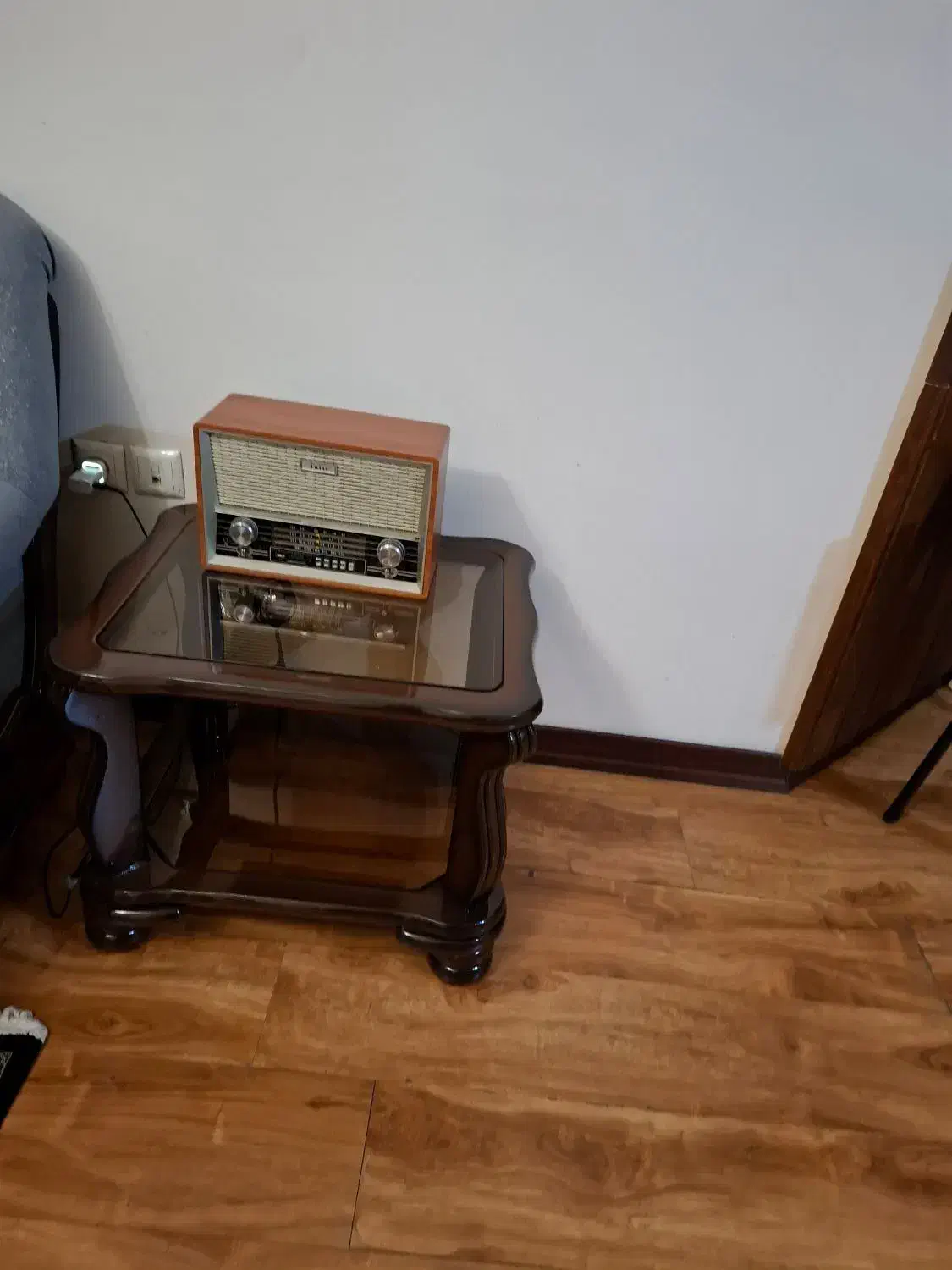 مبل راحتی ۷ نفره آمریکایی|مبلمان خانگی و میز عسلی|مشکیندشت, |دیوار