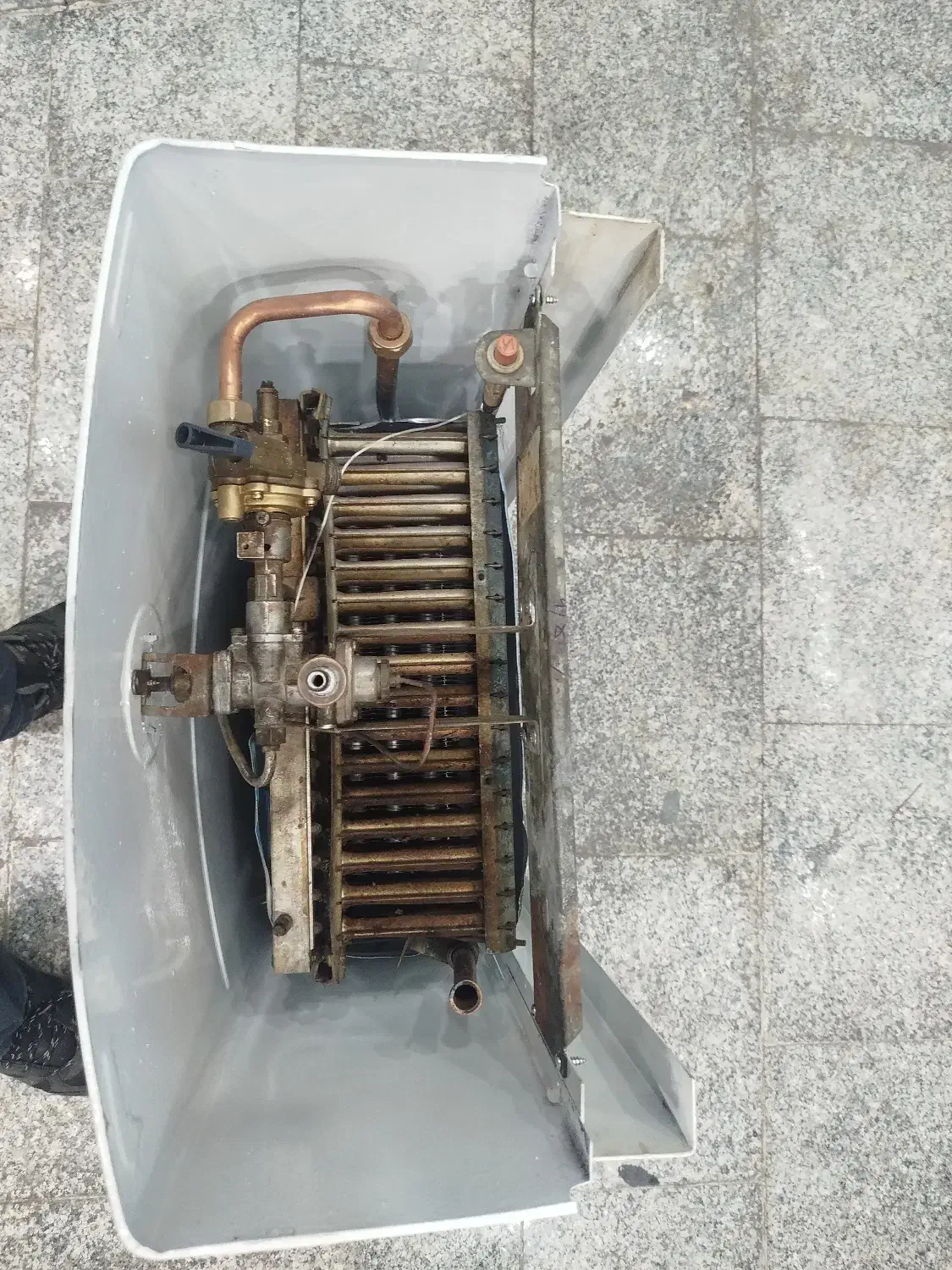 آبگرمکن دیواری بوتان 3118|آبگرمکن، پکیج، شوفاژ|بروجرد, |دیوار