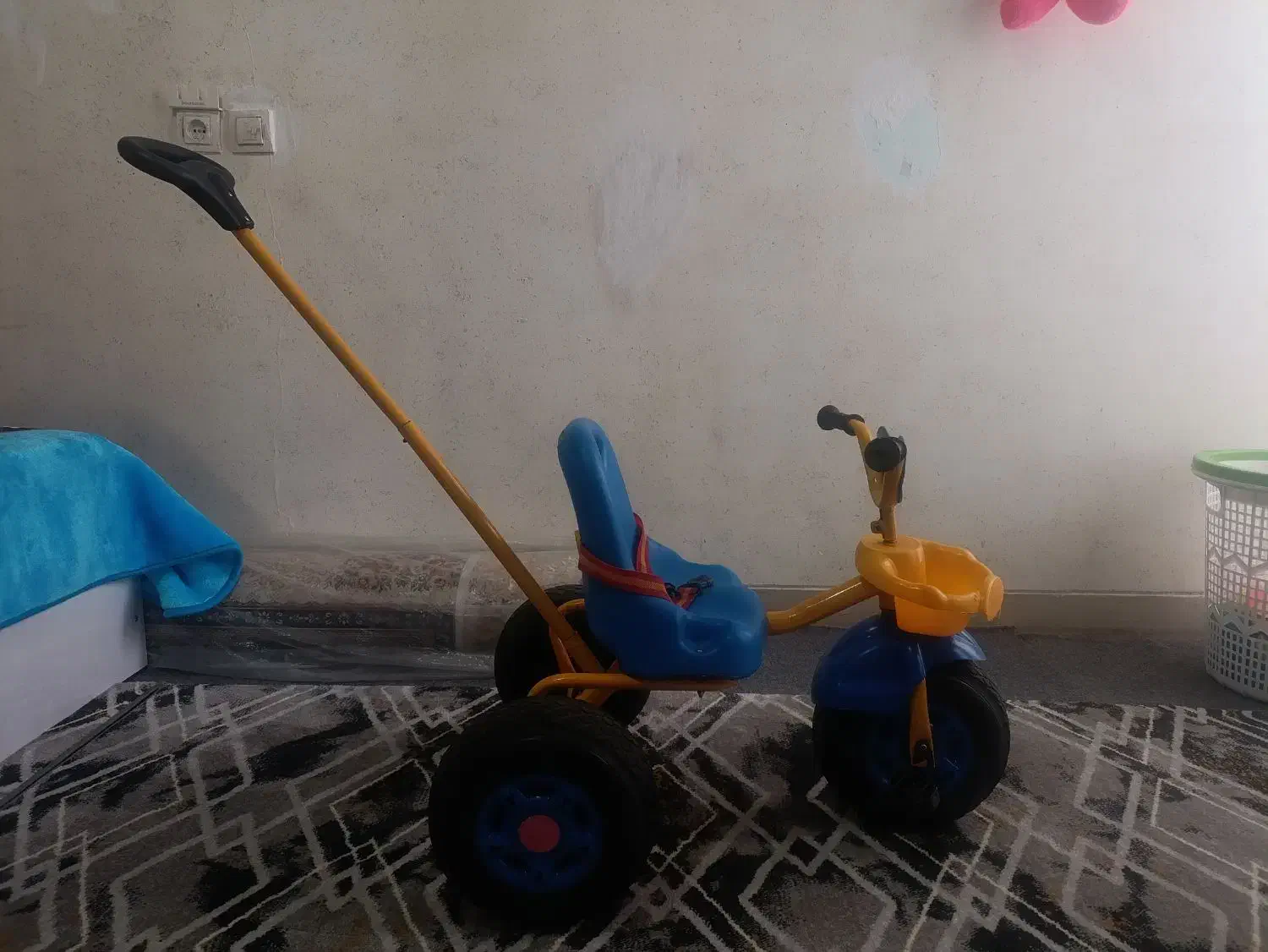 سه چرخه کودک|اسباب و اثاث بچه|مبارکه, |دیوار