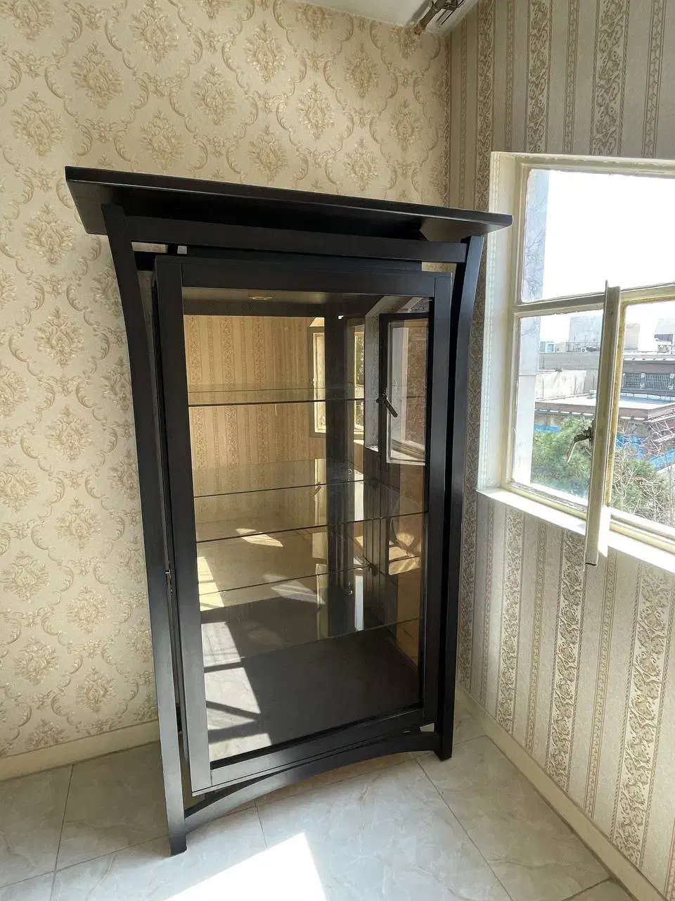 بوفه کاملا نو و تمیز|بوفه، ویترین، کنسول|تهران, امیریه|دیوار