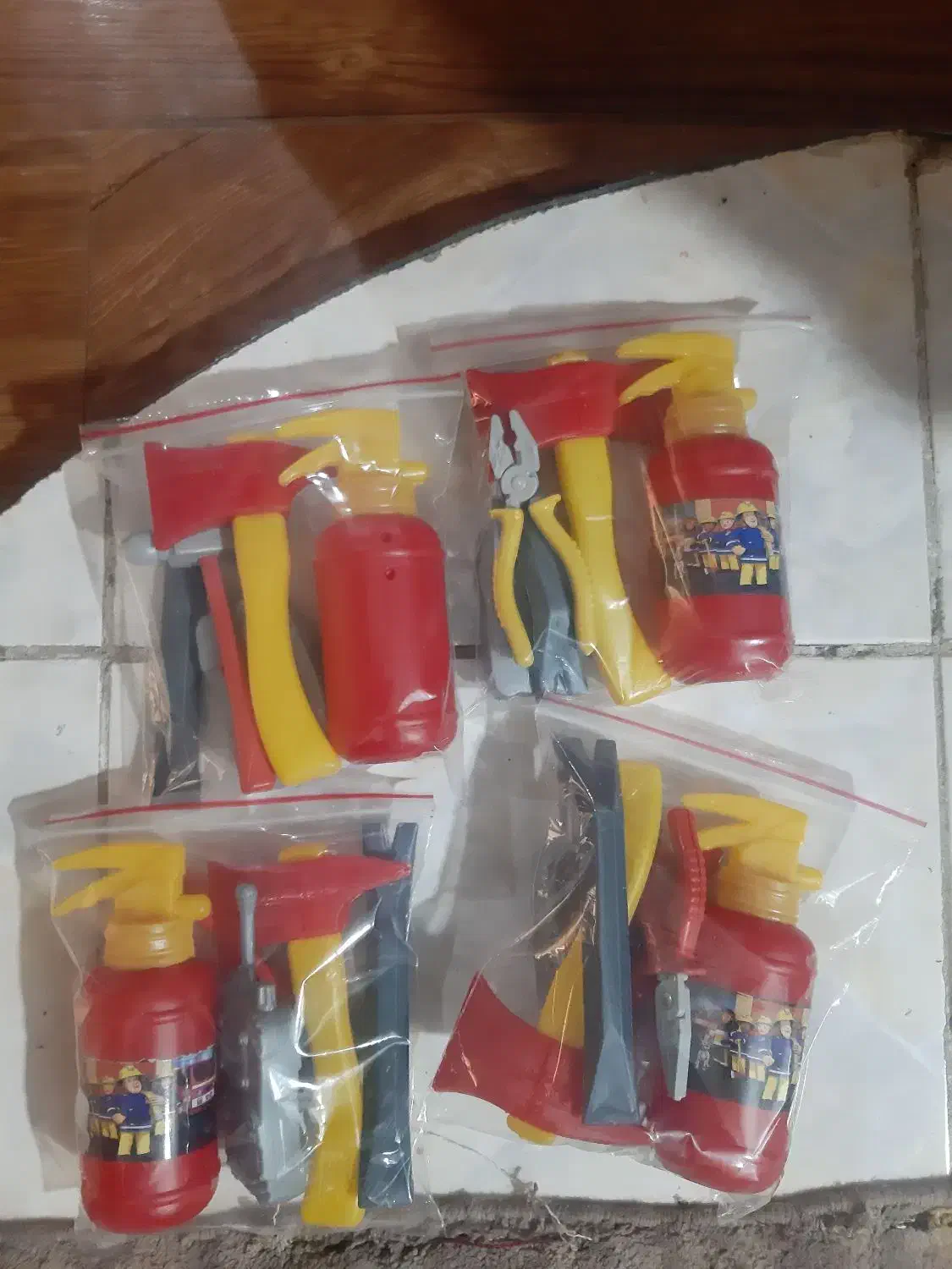 ۴۰پک اسباب بازی آتش نشانی|اسباب‌‌بازی|فولادشهر, A4|دیوار