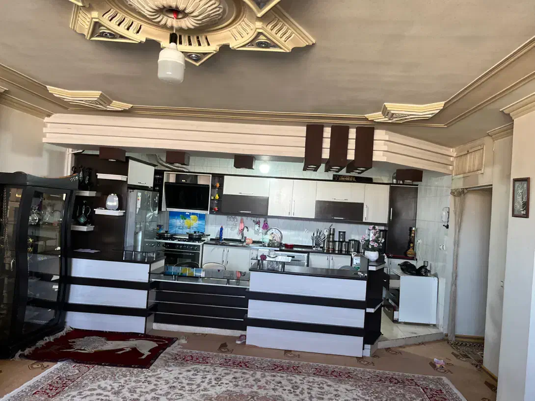 خانه ارتشی|فروش آپارتمان|شهرضا, |دیوار