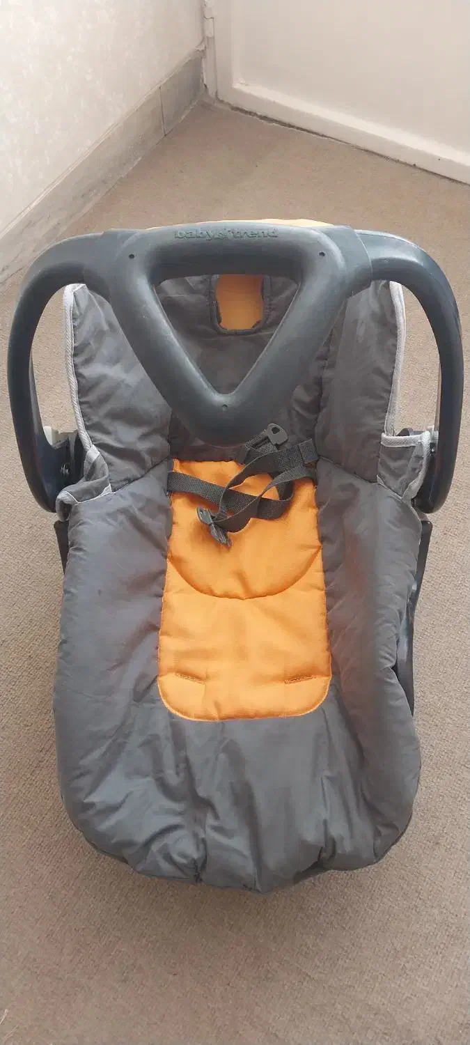 نی نی لالای|کالسکه و لوازم جانبی|شیراز, جوادیه|دیوار