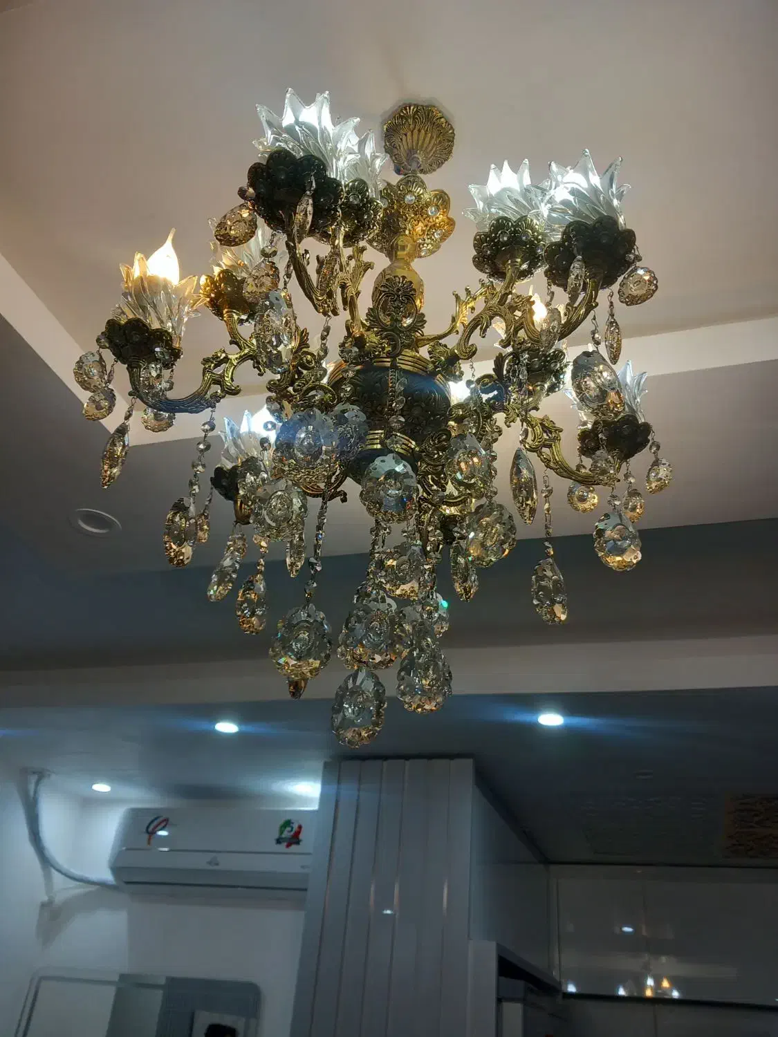 لوستر برنجی 6 شاخه|لوستر و چراغ آویز|نسیمشهر, |دیوار